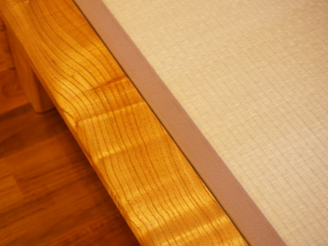 センダンのはっきりとした木目