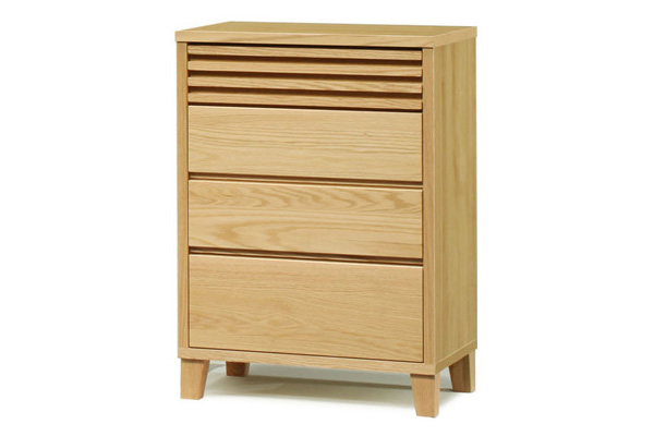 バジル　チェスト