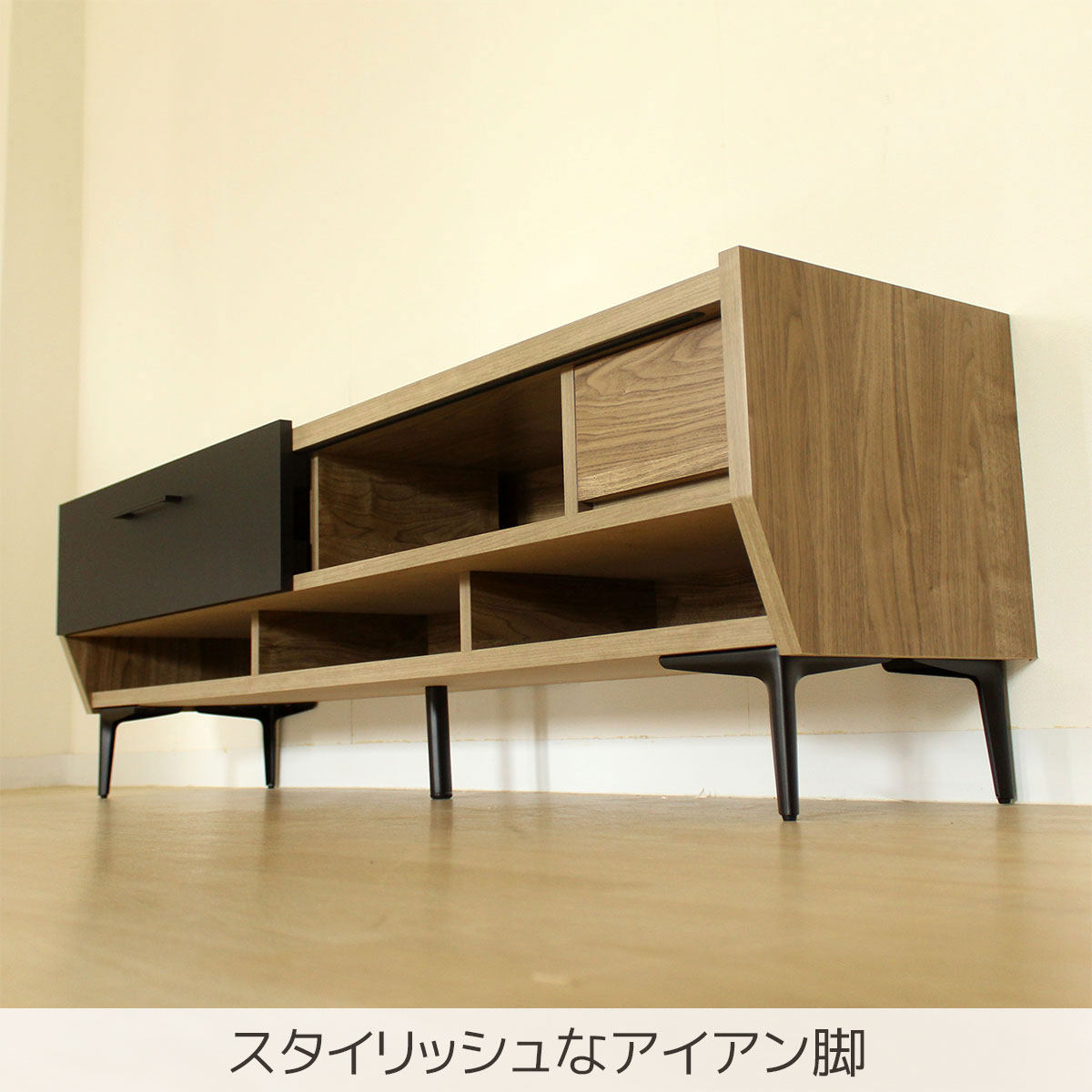 お掃除ロボットも通る高さの脚