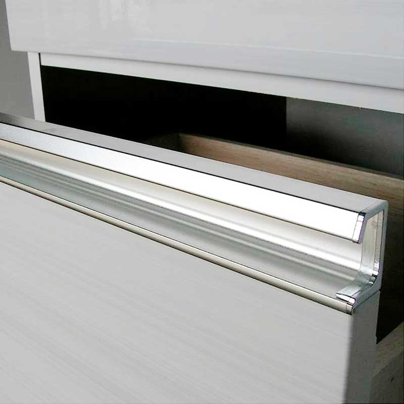 幅80センチ「アースⅡ」キッチンカウンターは、出っ張りの無い取っ手はアルミ製で強くて丈夫です