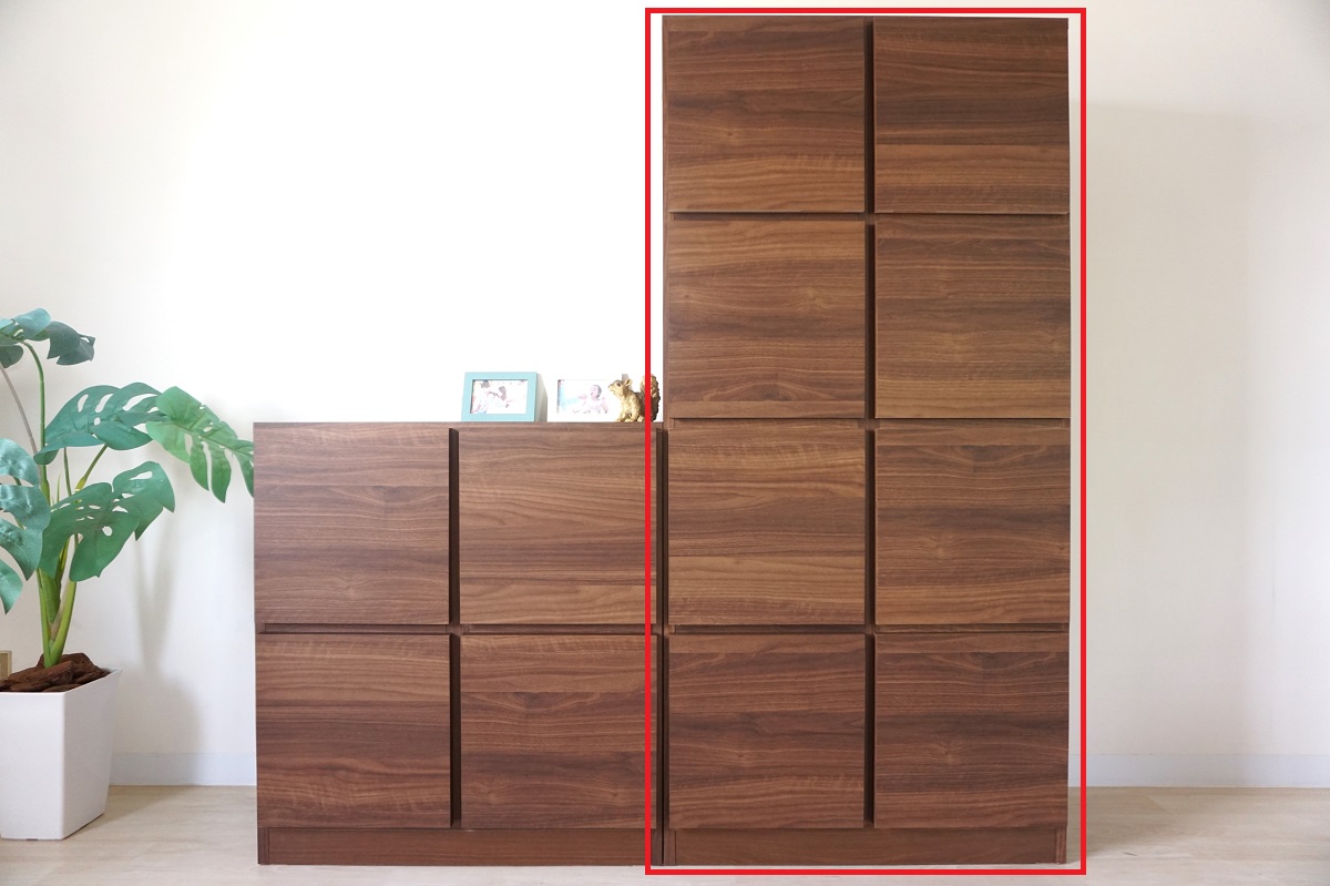 ウォールナット調柄がお部屋を引き立ててくれる