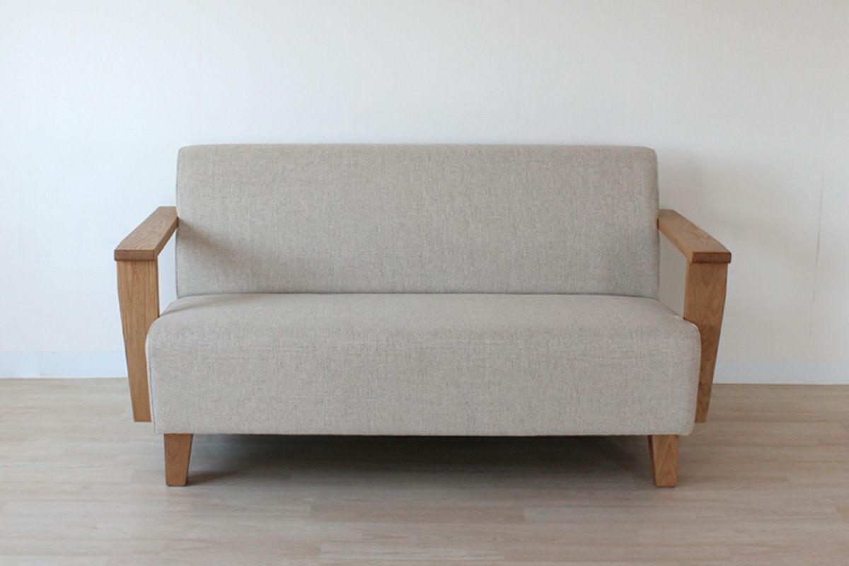 サイズオーダー「ポーチカ肘掛付きソファー二人掛け」幅120・幅130・幅140・幅150は、幅を別注（オーダー）可能