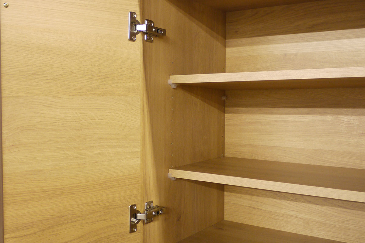 高さ調整可能な可動棚