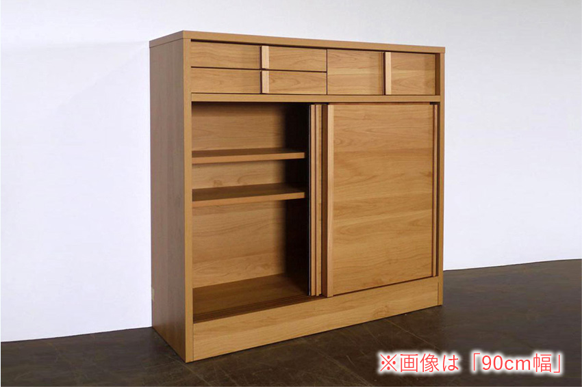 取っ手の出っ張りが無い引き戸タイプ