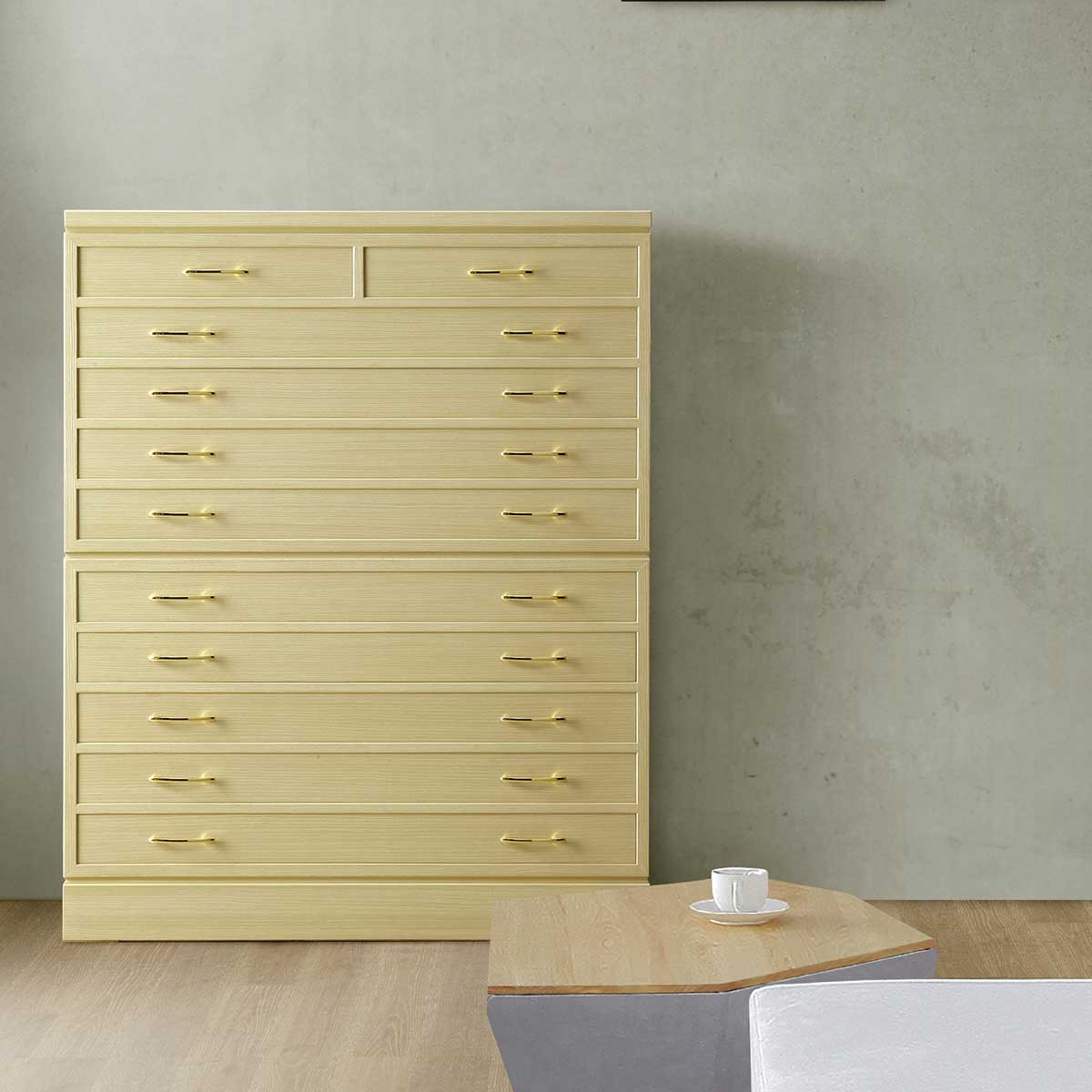 総桐着物たんす　日の出蘭は、高級着物を多く収納されたい方にお勧めです