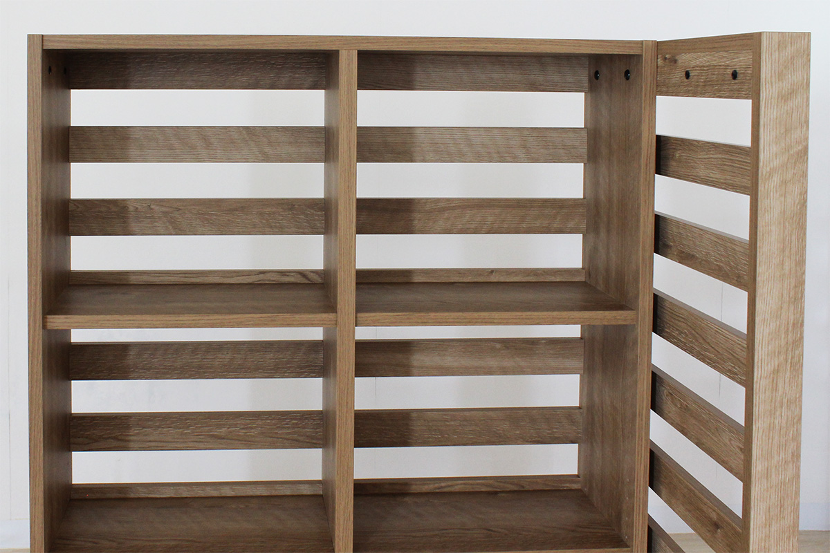 スリットデザインが程よく目隠し