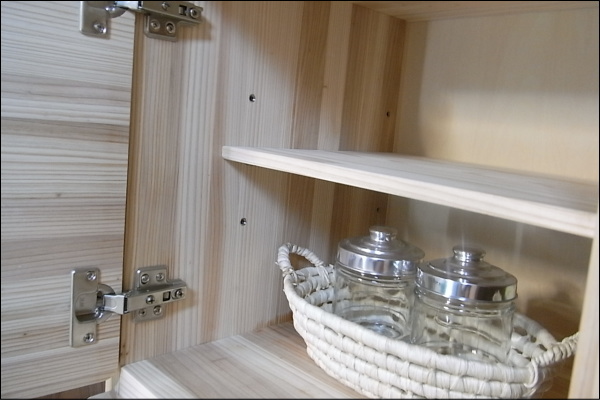 国産杉キャビネット