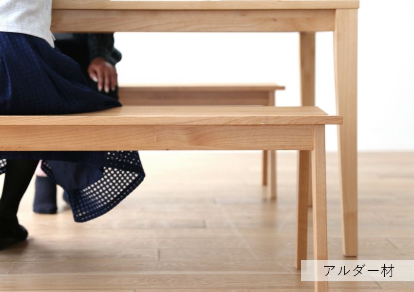 木のぬくもりを感じるオーソドックスなプレーンベンチ（ホワイトオーク