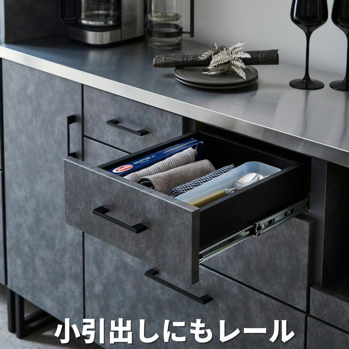 000000004497-05.jpg?size=l&w=