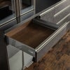 引き出しはヘティヒ製のイノテックレールを使用した高性能