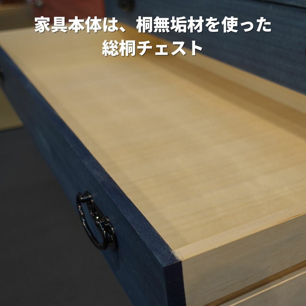 000000004702-02.jpg?size=l&w=