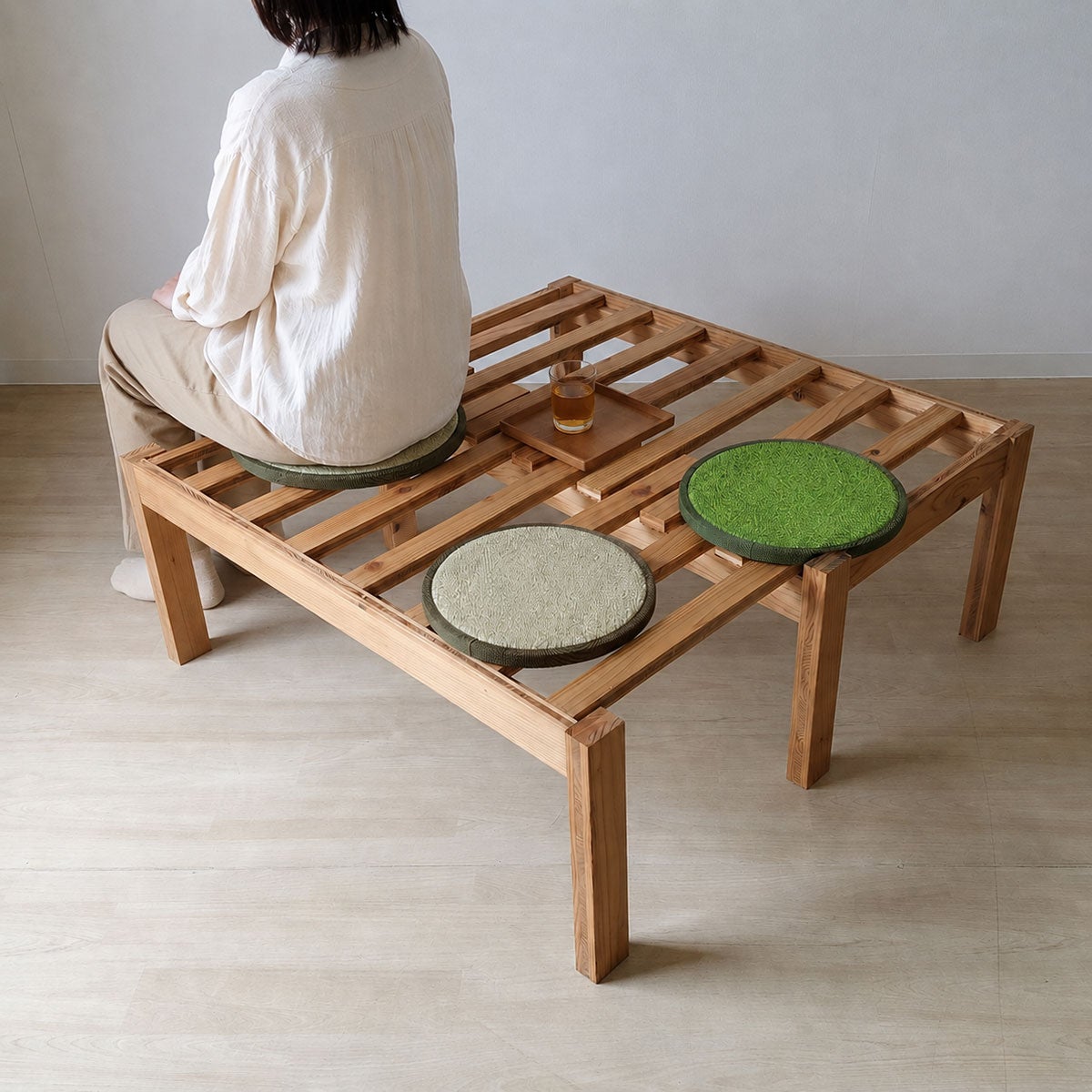 幅97 長さ196 高さ37】シュリ シングルベッド(杉) | 大川家具ドット